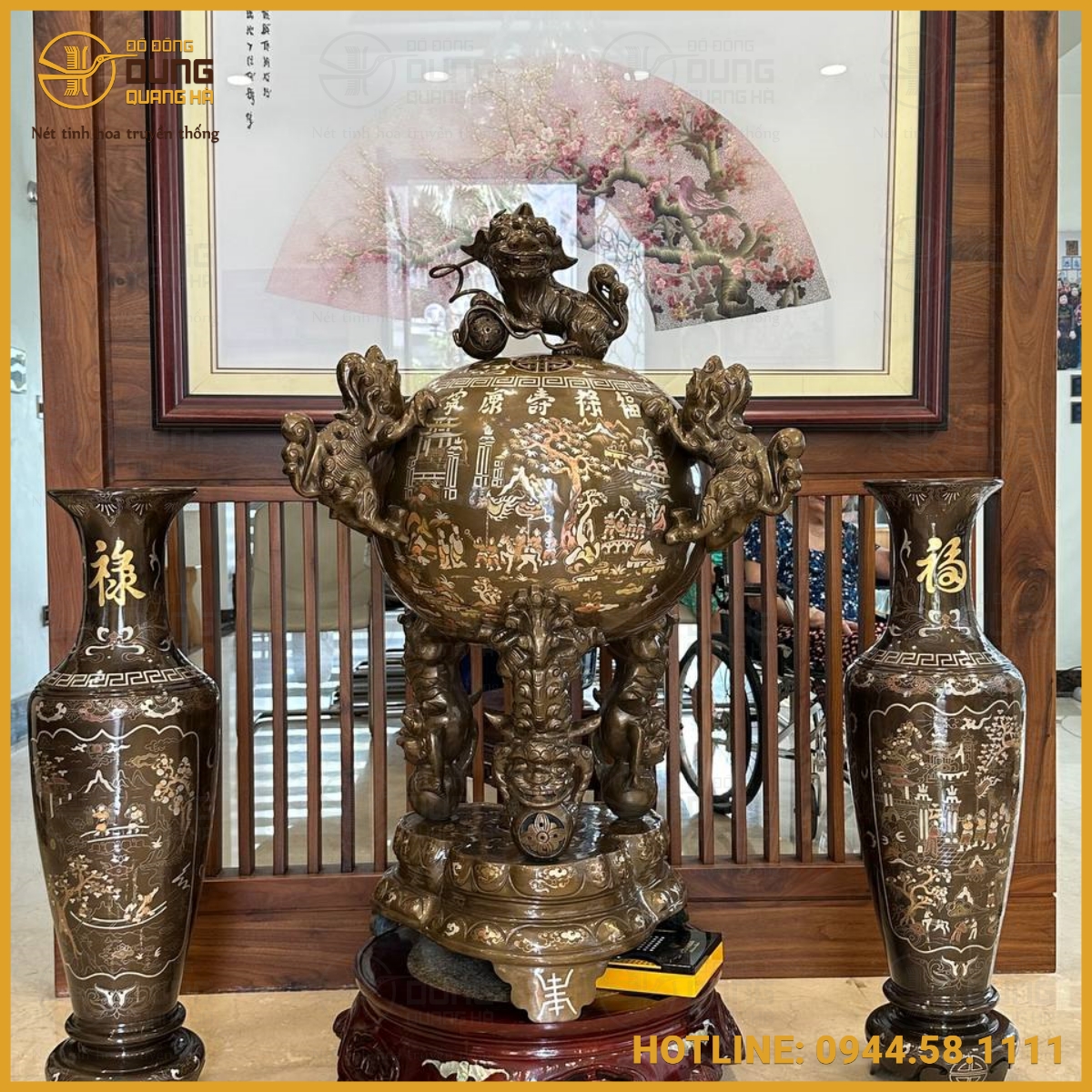 Đôi lộc bình đồng đỏ khảm tam khí