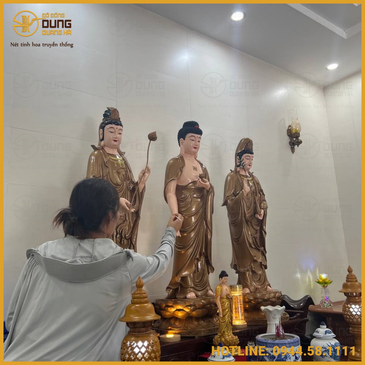 Màu sắc trang trọng, cổ kính