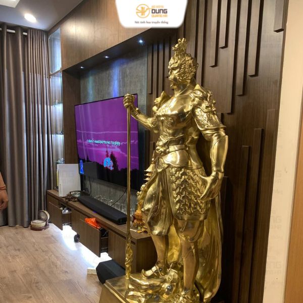 Vận chuyển lắp đặt tượng Tôn Ngộ Không bằng đồng catut cao 1m7 (cả gậy cao 2m4) tại Quận 12, Tp. HCM