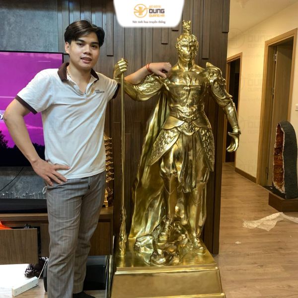 Vận chuyển lắp đặt tượng Tôn Ngộ Không bằng đồng catut cao 1m7 (cả gậy cao 2m4) tại Quận 12, Tp. HCM
