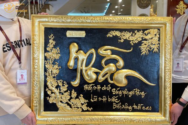 Khám Phá Tranh Chữ Nhẫn Bằng Đồng 