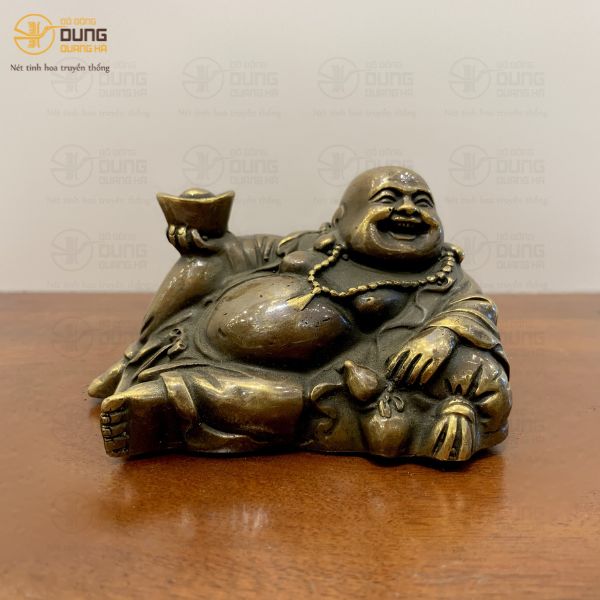 “Mách Bạn” Trưng Bày Tượng Di Lặc Để Bàn Chuẩn Phong Thủy 