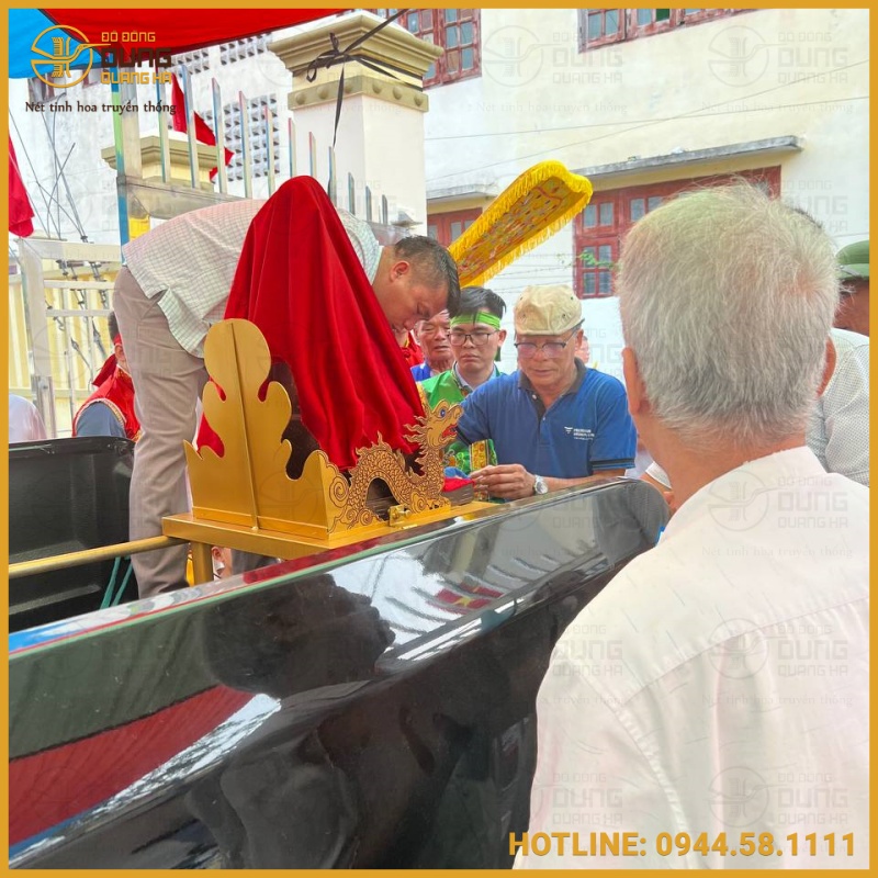 Bàn giao tượng Cụ Tổ Đặng Kim Giám cho nhà thờ họ xã Ngư Lộc - Hậu Lộc - Thanh Hoá