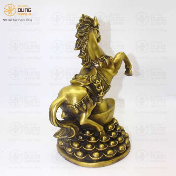 Kh&aacute;m Ph&aacute; Tượng Ngựa Phong Thủy Thu H&uacute;t T&agrave;i Lộc