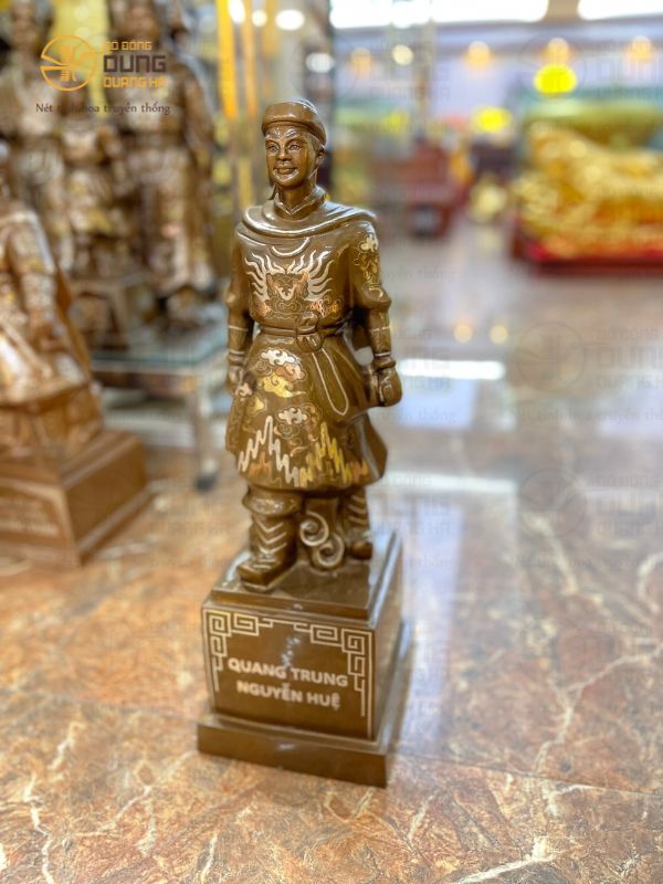 Những Lưu Ý Khi Trưng Bày Tượng Nguyễn Huệ
