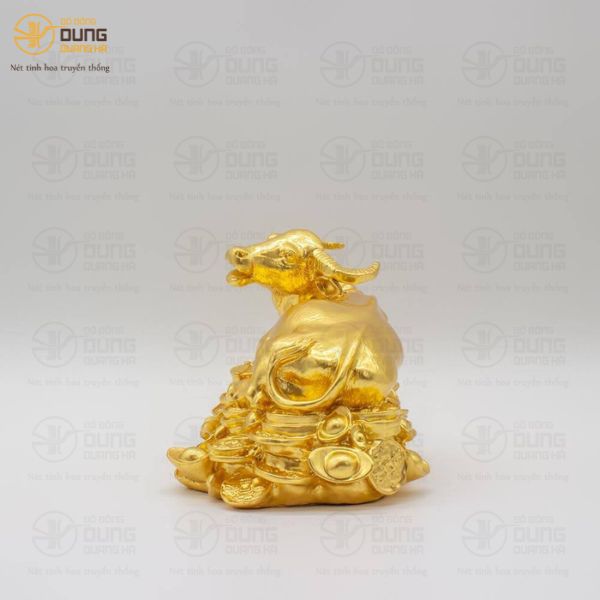 Ý Nghĩa và Tuổi Nào Hợp Bày Tượng Trâu Đồng Phong Thủy