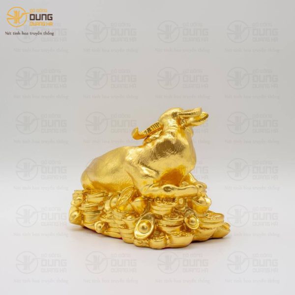 Ý Nghĩa và Tuổi Nào Hợp Bày Tượng Trâu Đồng Phong Thủy