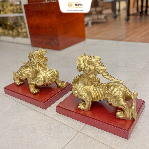 Bật Mí Bày Tượng Tỳ Hưu Để Bàn Làm Việc Chuẩn Phong Thủy 