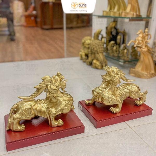 Bật Mí Bày Tượng Tỳ Hưu Để Bàn Làm Việc Chuẩn Phong Thủy 