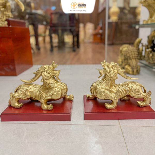 Bật Mí Bày Tượng Tỳ Hưu Để Bàn Làm Việc Chuẩn Phong Thủy 