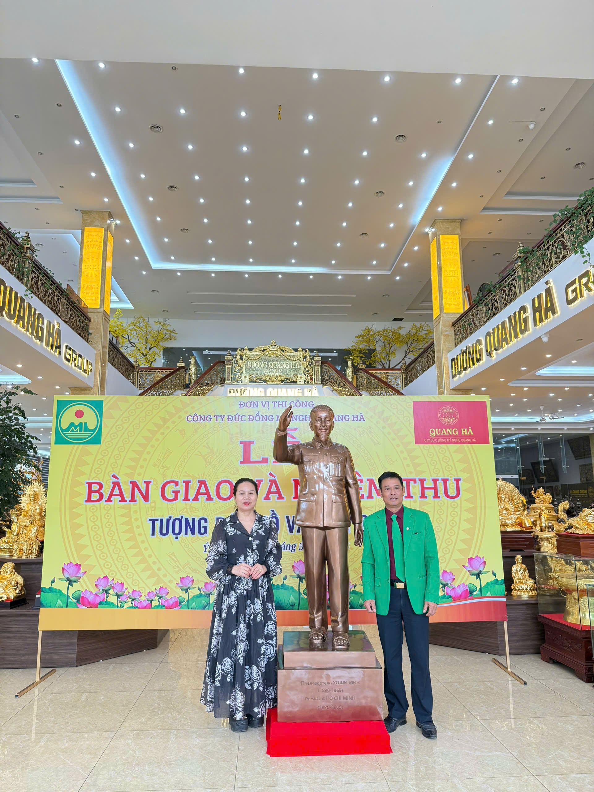 Hoàn thiện tượng chủ tịch Hồ Chí Minh cao 2m1, nặng ~800kg cho tập đoàn Mai Linh