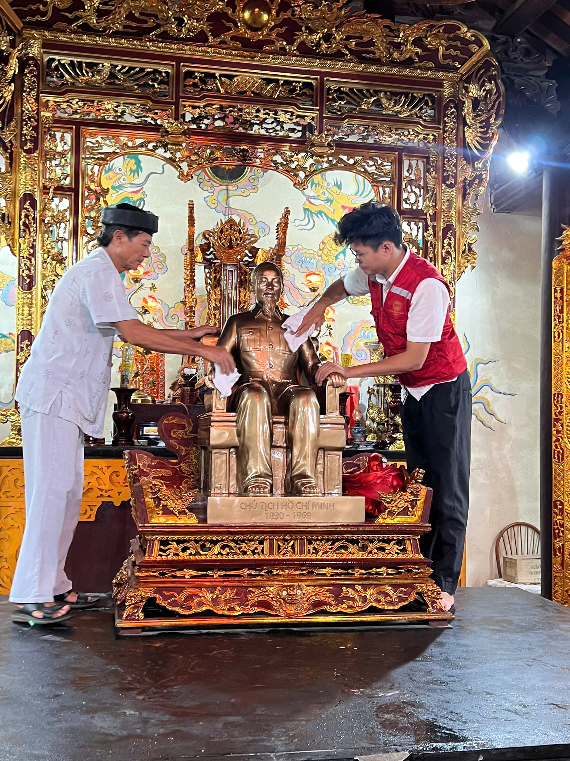 Dấu ấn nghệ thuật trong c&ocirc;ng tr&igrave;nh tượng B&aacute;c Hồ 1m07 tại H&agrave; Nội