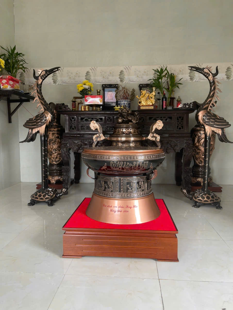 Đồ đồng Dung Quang H&agrave; b&agrave;n giao đỉnh tai m&acirc;y, lục b&igrave;nh, hạc đồng v&agrave; trống đồng tại Thanh H&oacute;a