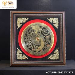 Tranh mặt trống đồng CNC có bản đồ đường kính 50cm khung gỗ 80x80cm