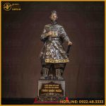 Tượng Trần Hưng Đạo đồng đỏ khảm ngũ sắc cao 38cm