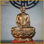 Tượng Trần Nhân Tông đồng đỏ làm màu cao 38cm