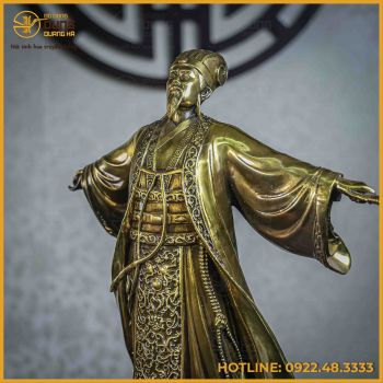 Tượng Khổng Minh đồng vàng cao 45cm ngang 34cm sâu 22cm