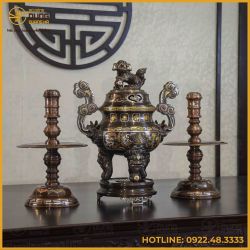 Bộ tam sự nến đồng đỏ khảm ngũ sắc song long chầu nguyệt 50cm