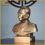 Tượng Bác Giáp bán thân đồng đỏ 40cm x 32cm x 14cm