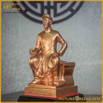 Tượng Nguyễn Du ngồi bằng đồng đỏ cao 42cm