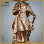 Tượng Trần Hưng Đạo đồng đỏ cày nổi cao 38cm ngang 12cm