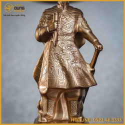 Tượng Trần Hưng Đạo đồng đỏ cày nổi cao 38cm ngang 12cm