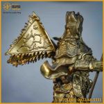 Tượng Quan Công 5 cờ đồng vàng cao 25cm ngang 14cm sâu 12cm