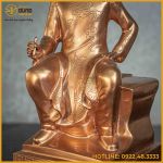 Tượng Nguyễn Du ngồi bằng đồng đỏ cao 42cm