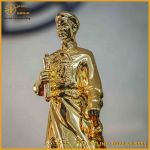 Tượng Trần Hưng Đạo đồng vàng mạ vàng cao 30cm ngang 11cm