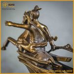 Tượng Thánh Gióng đồng vàng hun cao 35cm
