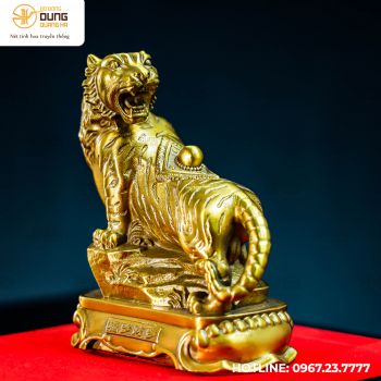 Tượng hổ phong thuỷ bằng đồng vàng kích thước 15x15cm