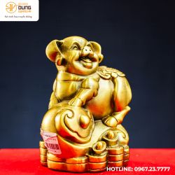Tượng heo Như Ý bằng đồng vàng kích thước 12x10cm