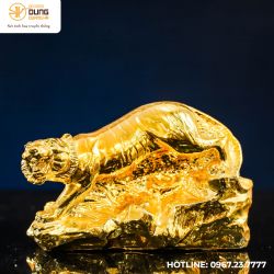 Tượng hổ xuống núi bằng đồng vàng mạ vàng cao cấp ngang 15cm