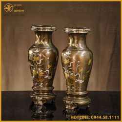 Lọ hoa đồng đỏ khảm tam khí