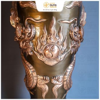 Lọ lộc bình bằng đồng cạo màu chạm rồng - phượng chầu nguyệt cao 1m2