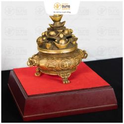 Lư đốt trầm bằng đồng vàng nắp thỏi tiền kích thước 14x16cm