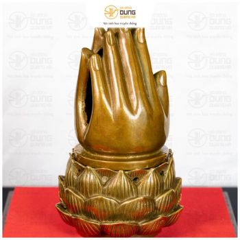 Lư xông trầm bằng đồng vàng hình bàn tay Đức Phật 10x18cm