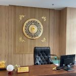 Hoàn thiện và bàn giao mặt trống đồng vàng mạ vàng D80cm cho giám đốc Agribank