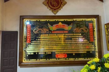 Đồ đồng Dung Quang Hà hoàn thiện, bàn giao tranh vinh quy bái tổ và gia phả họ Đinh cho khách hàng tại Ninh Bình