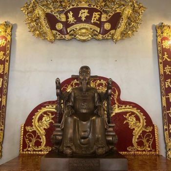 Hoàn thiện và an vị tượng Đức Thần Thủy Tổ đồng đỏ làm màu giả cổ tại Quỳnh Lưu - Nghệ An