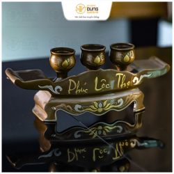 Ngai chén nước trên bàn thờ loại 3 chén chữ Việt khảm tam khí