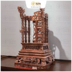 Ngai thờ bằng đồng đỏ làm màu cao 70cm ngang 40cm sâu 33cm