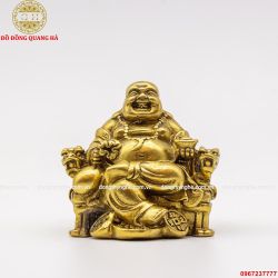 Tượng Di Lặc ngồi ghế rồng để ô tô bằng đồng vàng cao 6cm