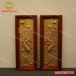 Tranh Lý Ngư Vọng Nguyệt khung gỗ tùng cao cấp treo ở đâu?