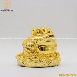 Thiềm Thừ phong thủy bằng đồng mạ vàng mẫu 1