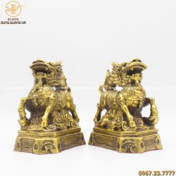 Cặp Kỳ Lân phong thủy cao 20cm bằng đồng vàng mộc tinh xảo