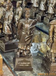 Tượng đồng Lý Thường Kiệt khảm tam khí cao 70cm tinh xảo