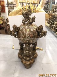 Đỉnh đồng thất lân vờn cầu mạ tam khí một chữ vàng cao 1m15