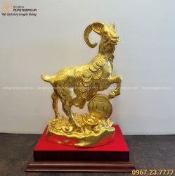 Tượng Dê phong thủy bằng đồng vàng dát vàng 9999 cao 40cm