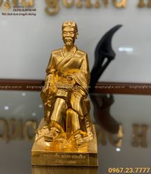 Tượng Nguyễn Bỉnh Khiêm bằng đồng đỏ thếp vàng cao 42 cm